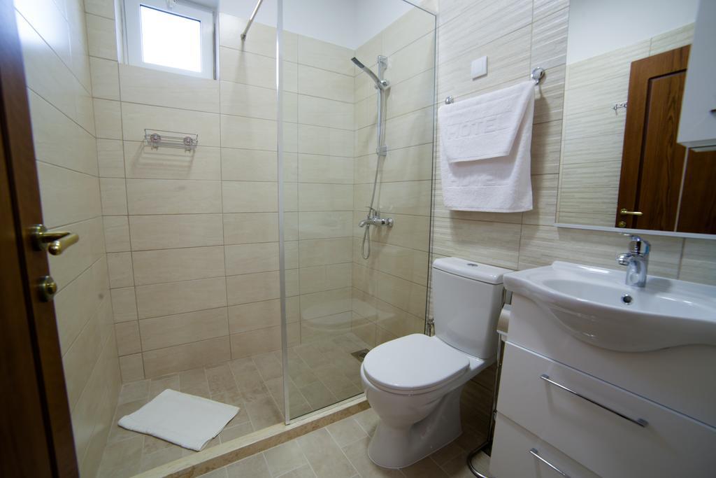 Kollari Apartments Ulcinj Exteriör bild